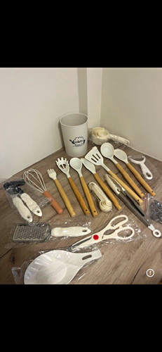 White silicone utensil set - white,
